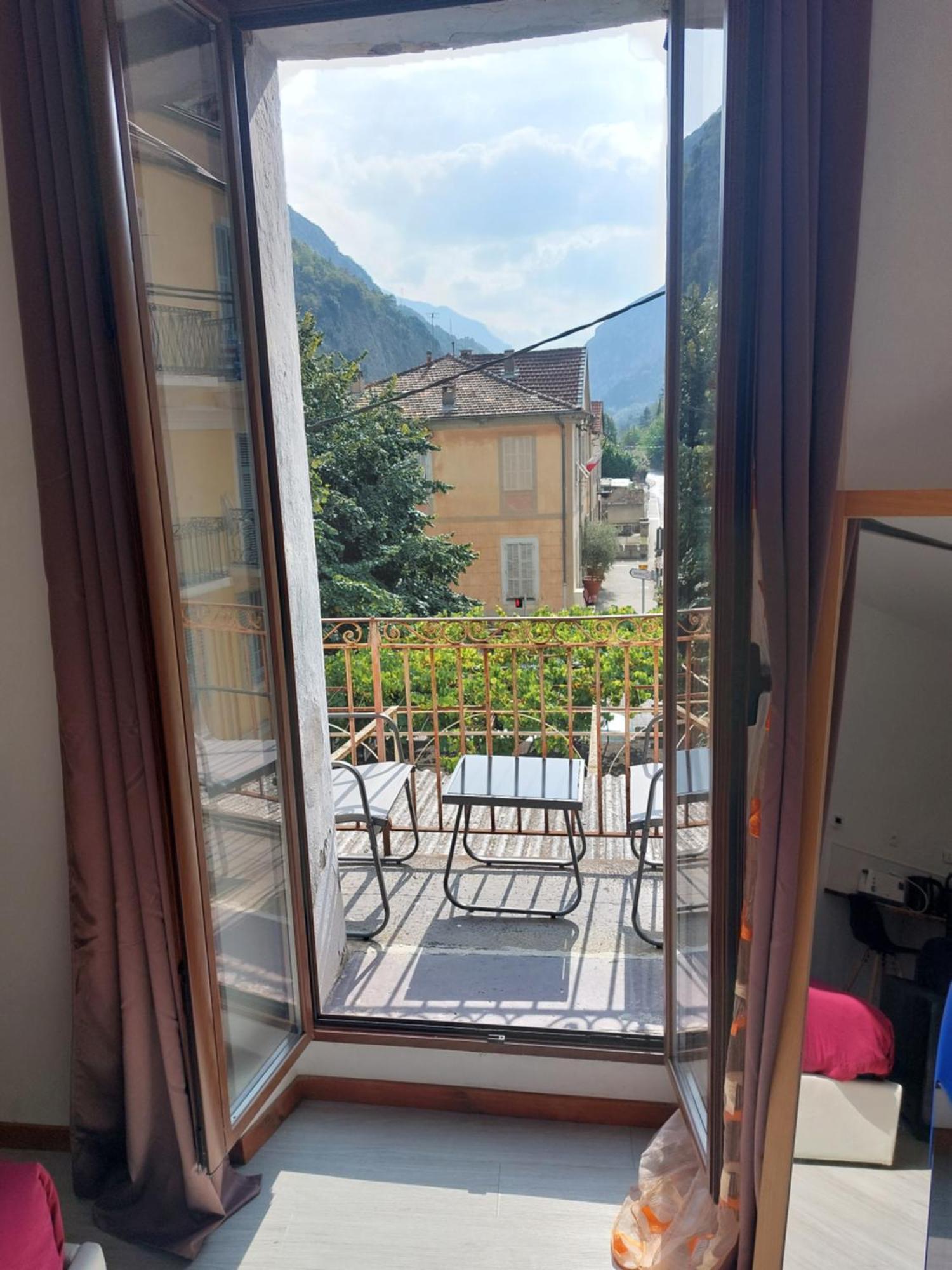 Studio Meuble Au Pied Du Mercantour Fontan Экстерьер фото
